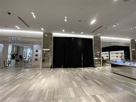 celine toronto yorkdale reviews|Celine store Toronto.